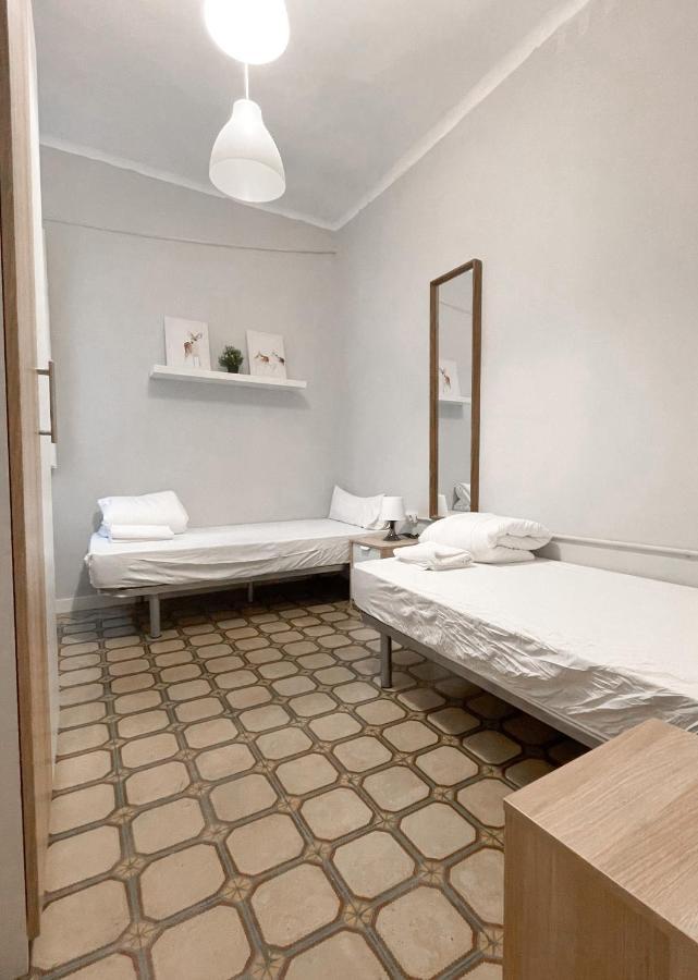Az The Old Town Hostel - Coliving Zaragoza Exterior photo